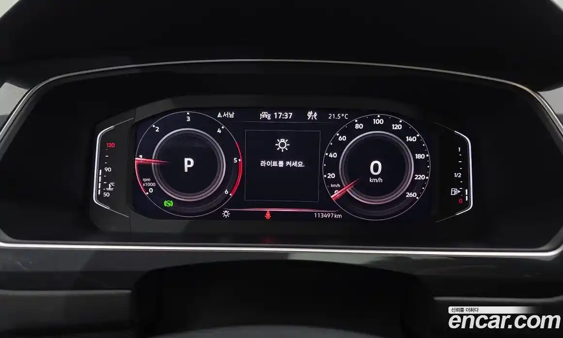 Volkswagen Tiguan 2022 2.0 автомат (гидро), фото 11