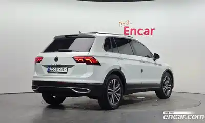 Volkswagen Tiguan 2022 2.0 автомат (гидро), миниатюра 2