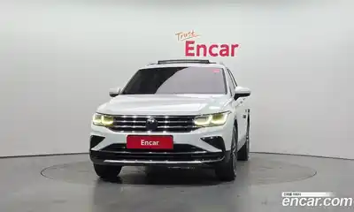 Volkswagen Tiguan 2022 2.0 автомат (гидро), миниатюра 3