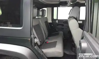 Jeep Wrangler 2010 2.8 автомат (гидро), миниатюра 11