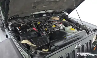 Jeep Wrangler 2010 2.8 автомат (гидро), миниатюра 6