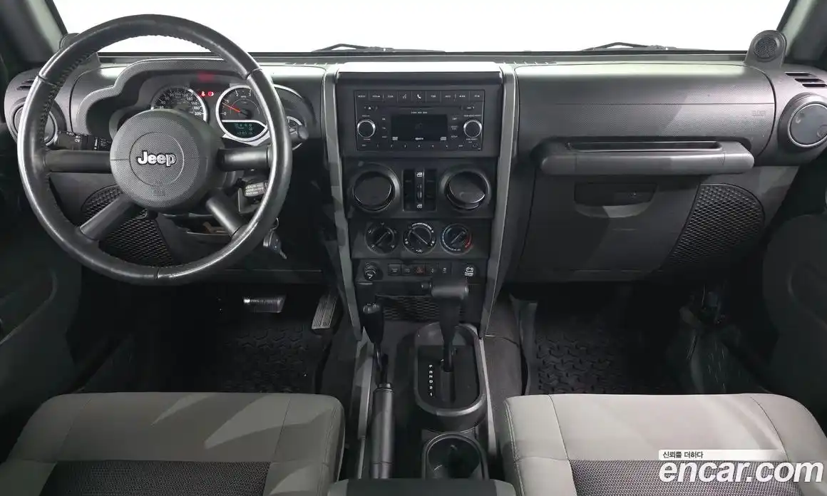 Jeep Wrangler 2010 2.8 автомат (гидро), фото 7