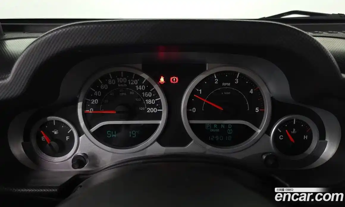 Jeep Wrangler 2010 2.8 автомат (гидро), фото 8