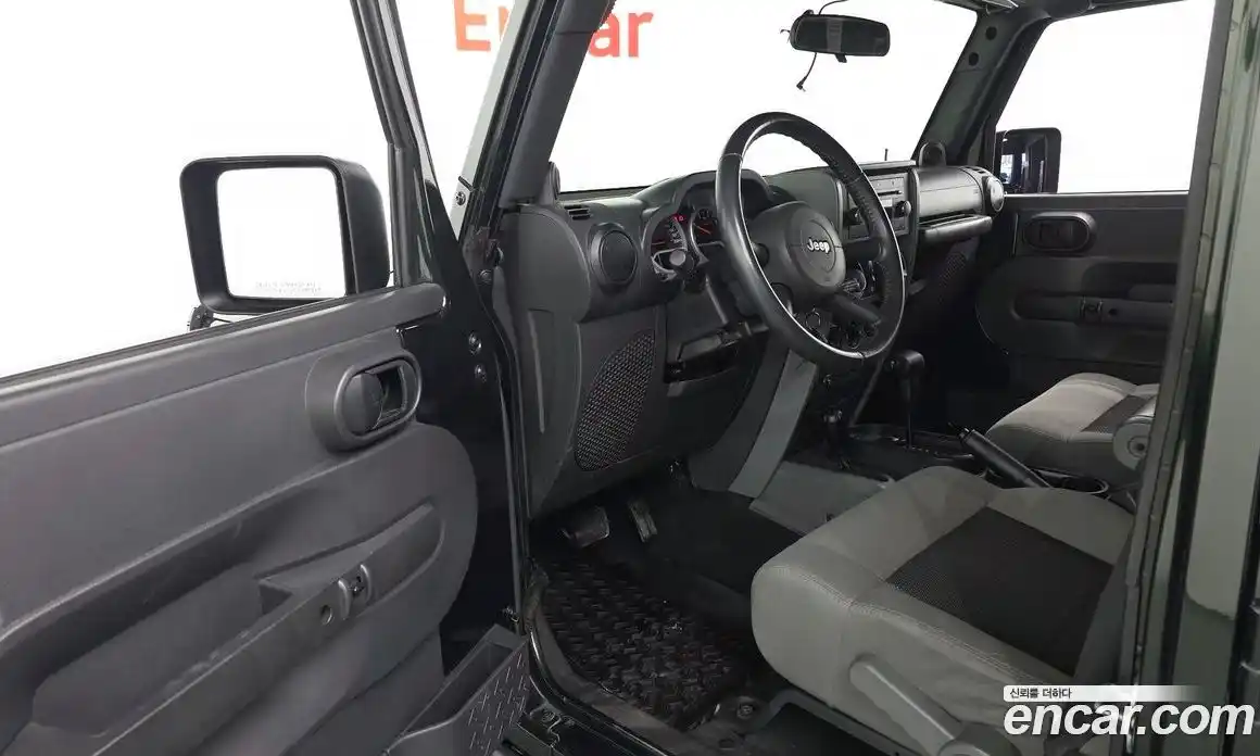 Jeep Wrangler 2010 2.8 автомат (гидро), фото 10