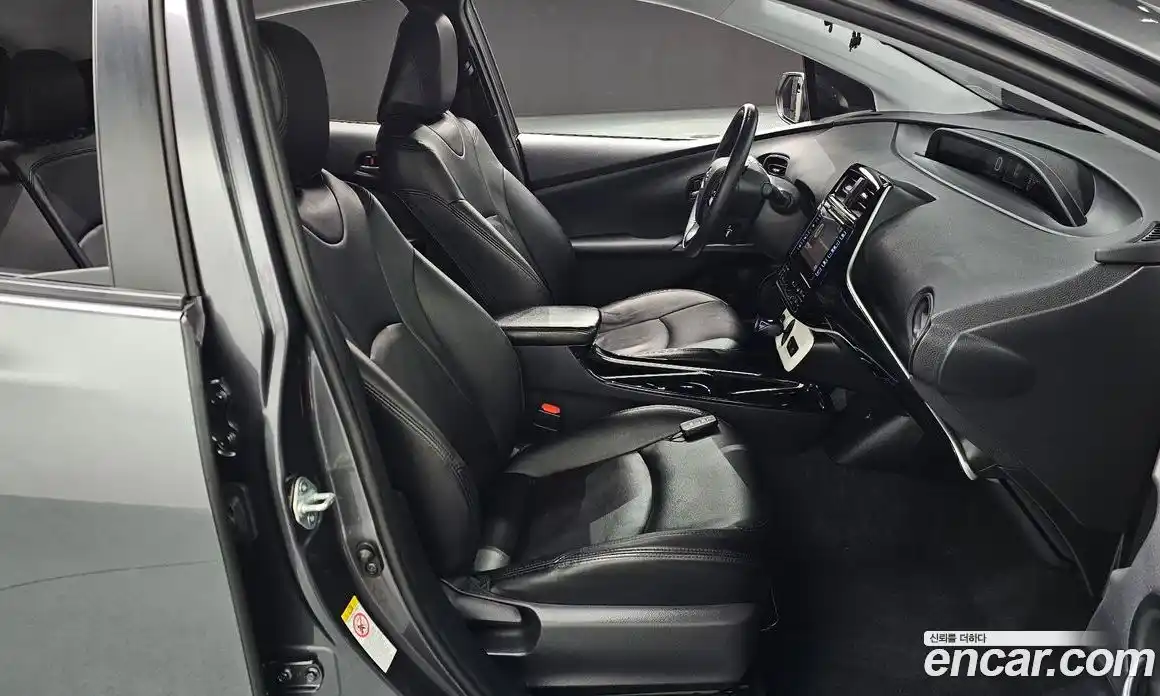 Toyota Prius 2017 1.8 гидро, фото 16