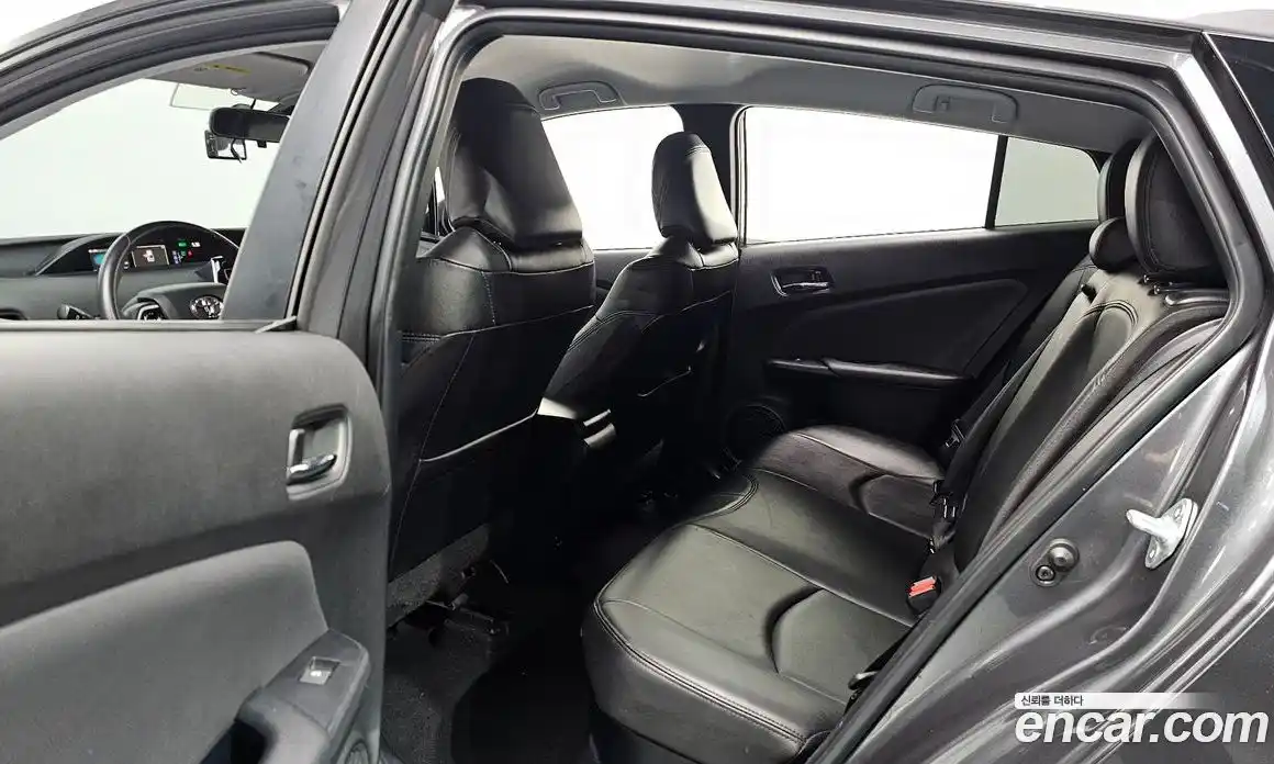 Toyota Prius 2017 1.8 гидро, фото 17