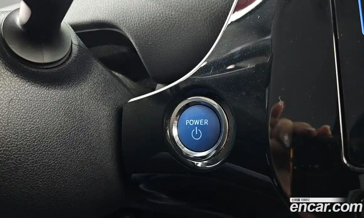 Toyota Prius 2017 1.8 гидро, фото 26