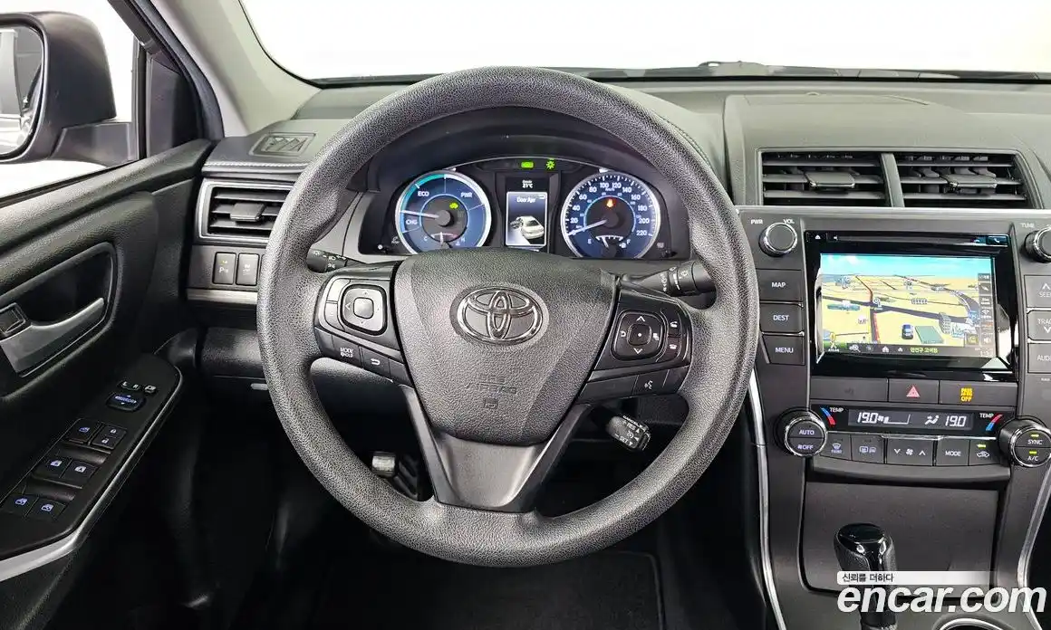 Toyota Camry 2017 2.5 гидро, фото 19