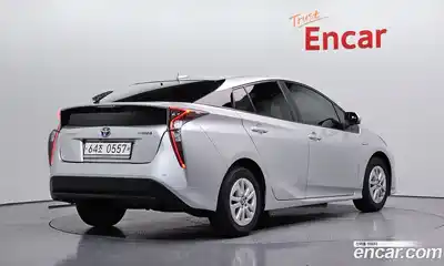Toyota Prius 2016 1.8 гидро, миниатюра 2