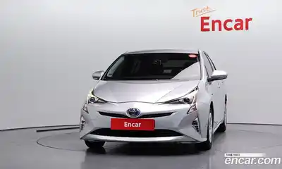 Toyota Prius 2016 1.8 гидро, миниатюра 3