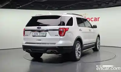 Ford Explorer 2019 2.3 автомат (гидро), миниатюра 2