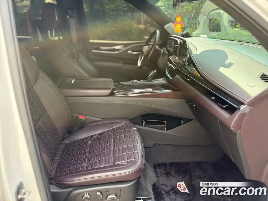 Cadillac Escalade 2022 6.2 гидро, фото 13