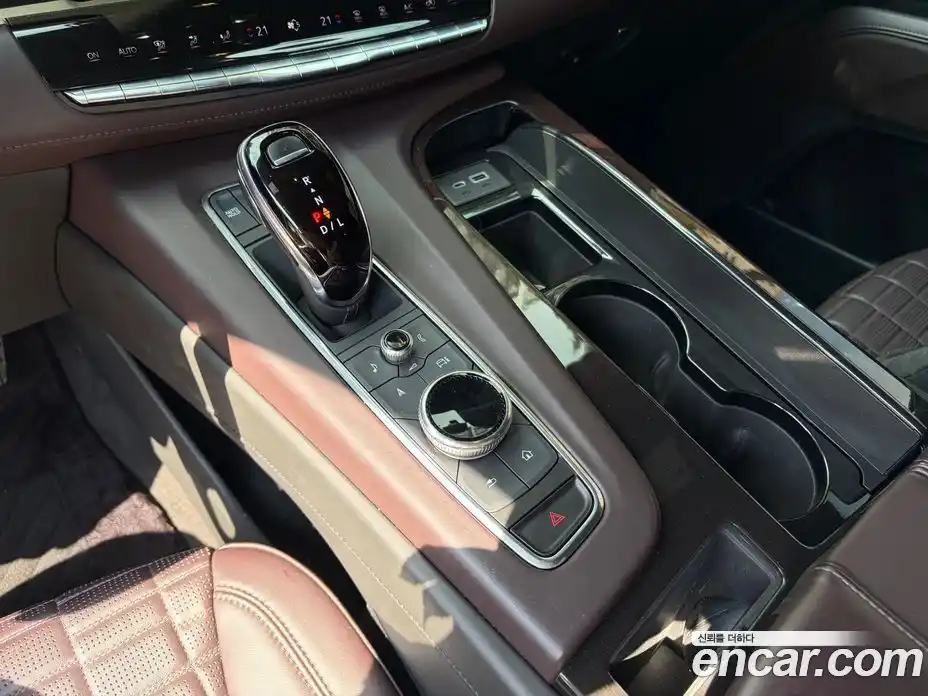 Cadillac Escalade 2022 6.2 гидро, фото 17