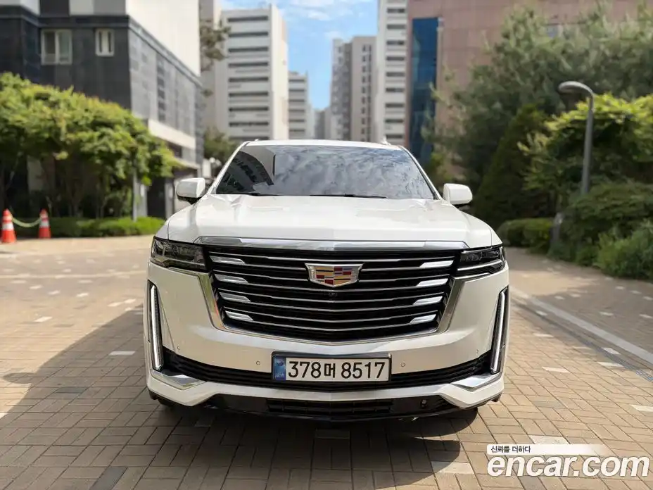 Cadillac Escalade 2022 6.2 гидро, фото 3