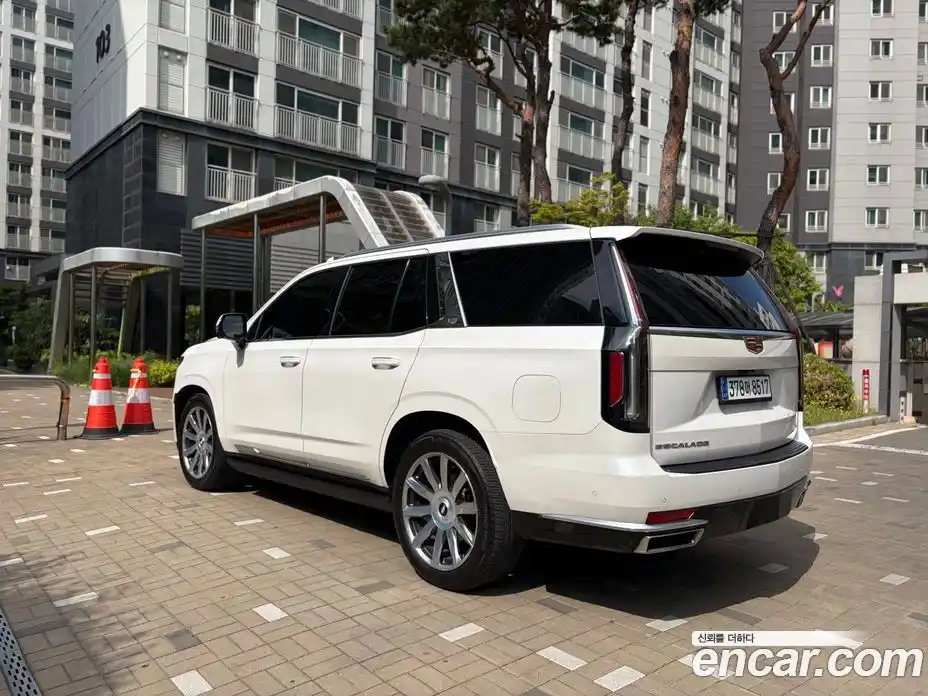 Cadillac Escalade 2022 6.2 гидро, фото 4