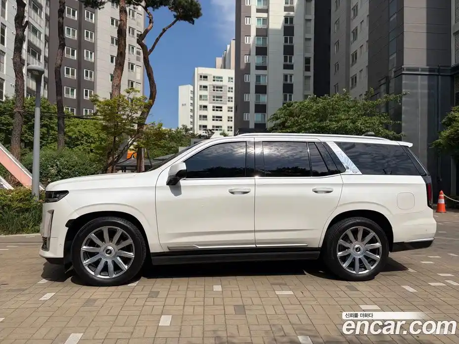 Cadillac Escalade 2022 6.2 гидро, фото 7