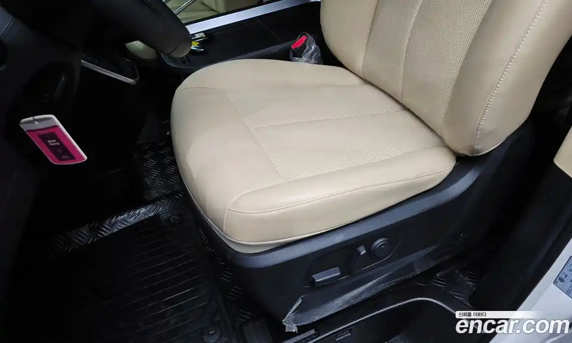 Hyundai Staria 2024 2.2 гидро, фото 31