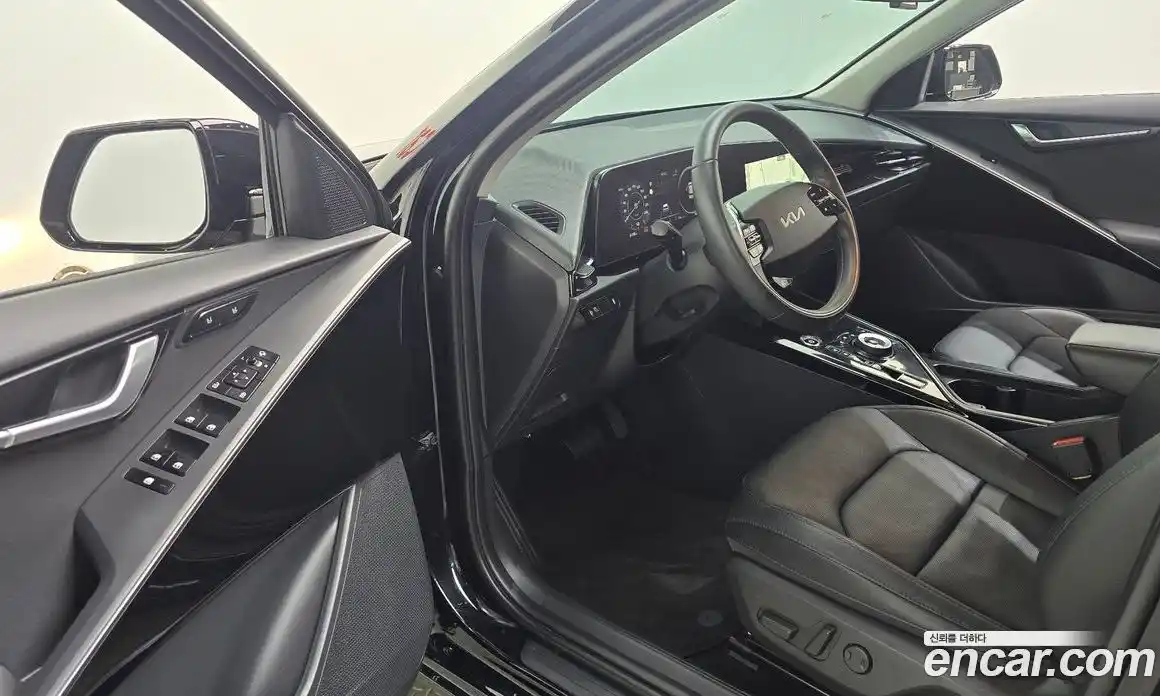 Kia Niro 2023 0.2 гидро, фото 13