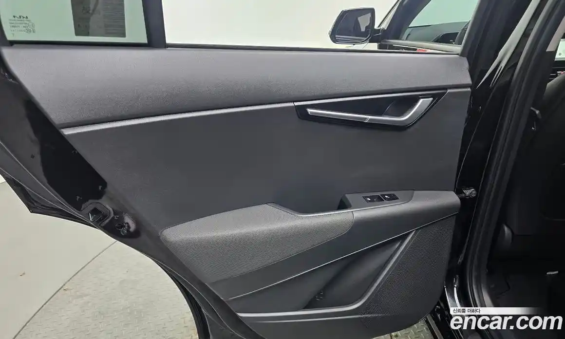 Kia Niro 2023 0.2 гидро, фото 15