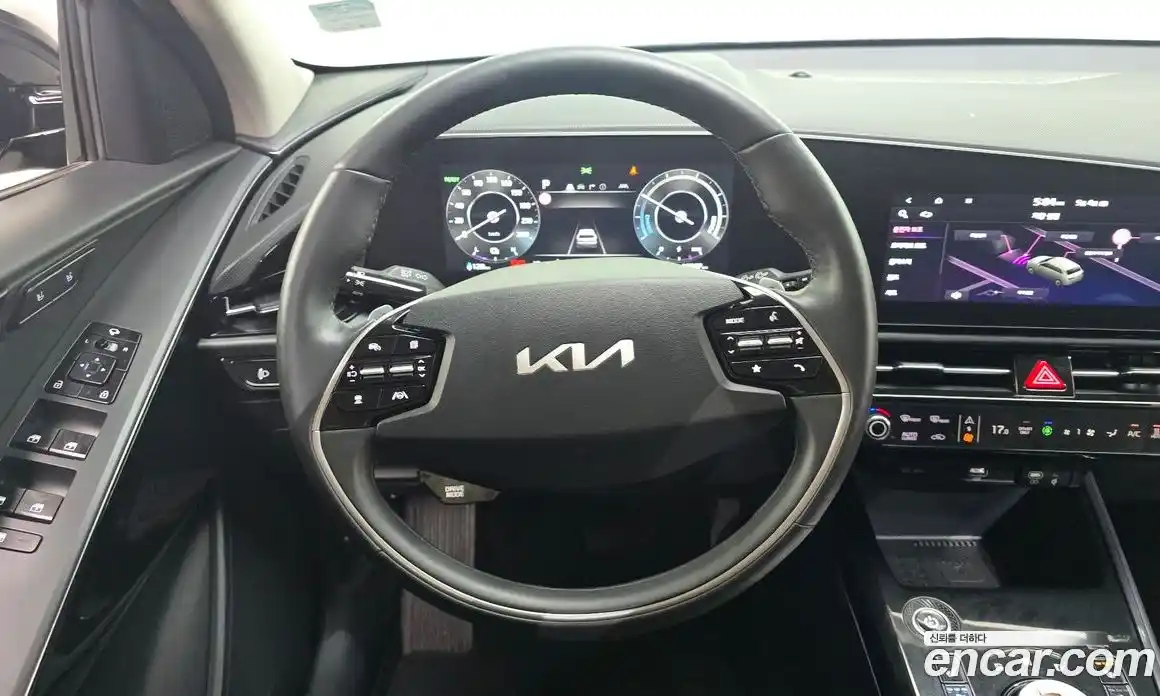 Kia Niro 2023 0.2 гидро, фото 20