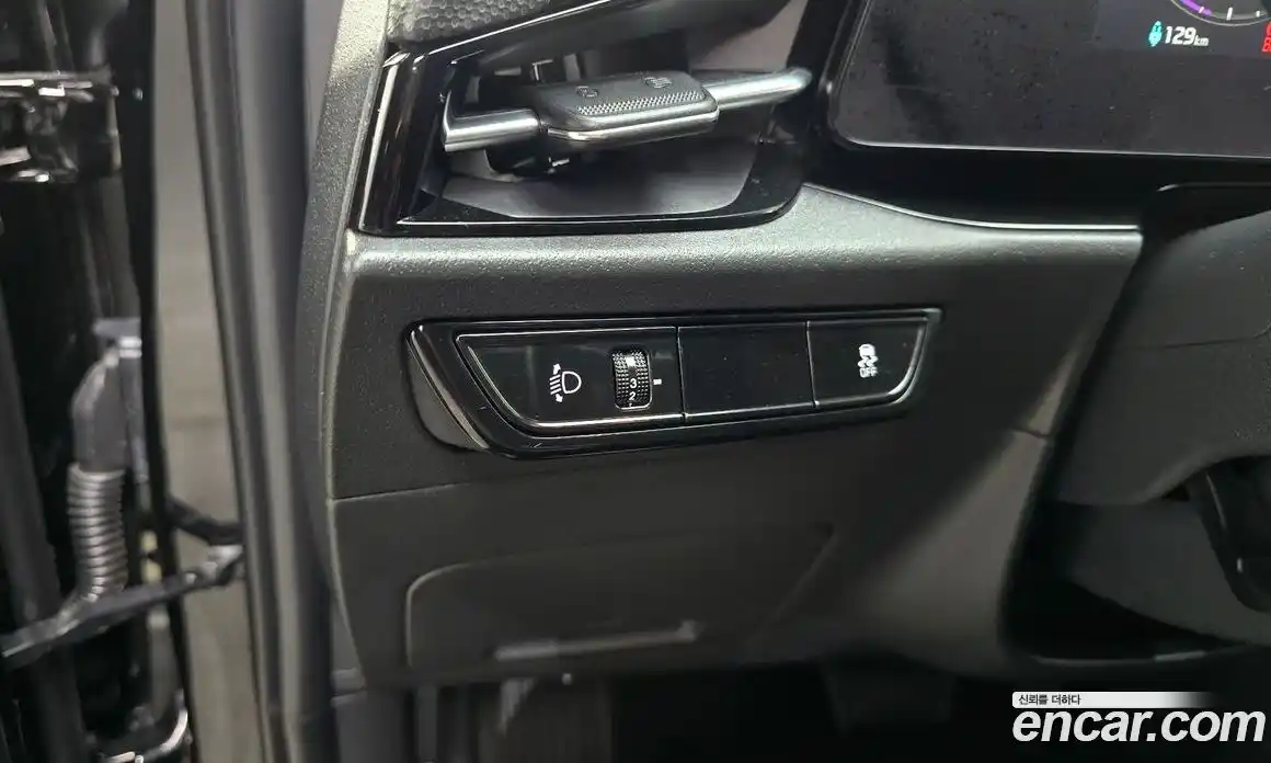 Kia Niro 2023 0.2 гидро, фото 26