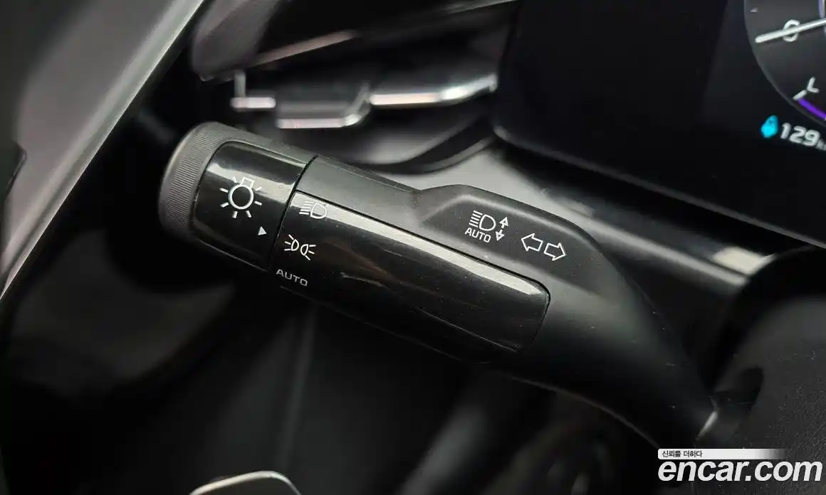 Kia Niro 2023 0.2 гидро, фото 30