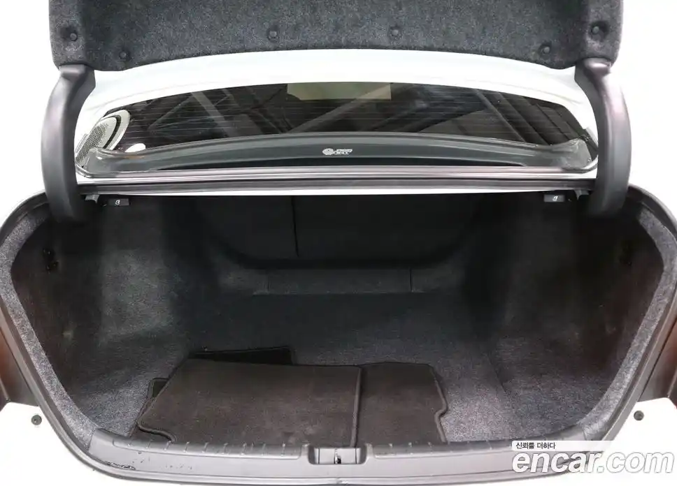 Honda Accord 2021 2.0 автомат (гидро), фото 12
