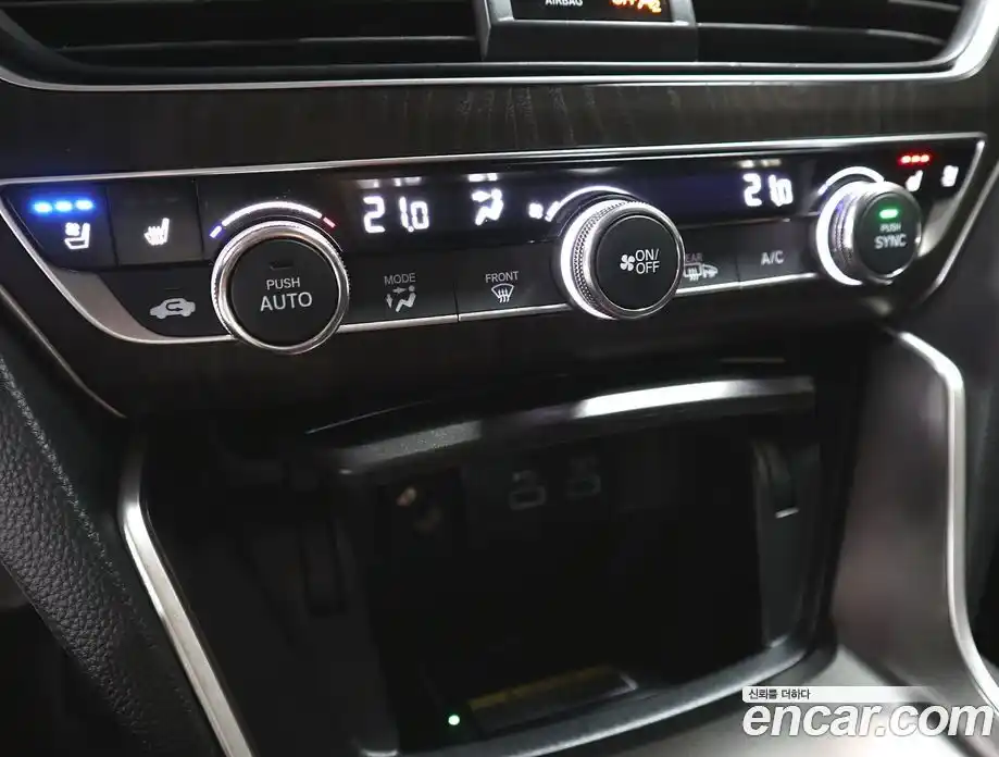 Honda Accord 2021 2.0 автомат (гидро), фото 16