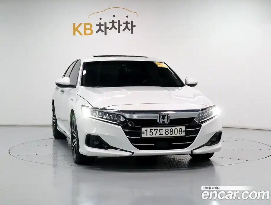 Honda Accord 2021 2.0 автомат (гидро), фото 3