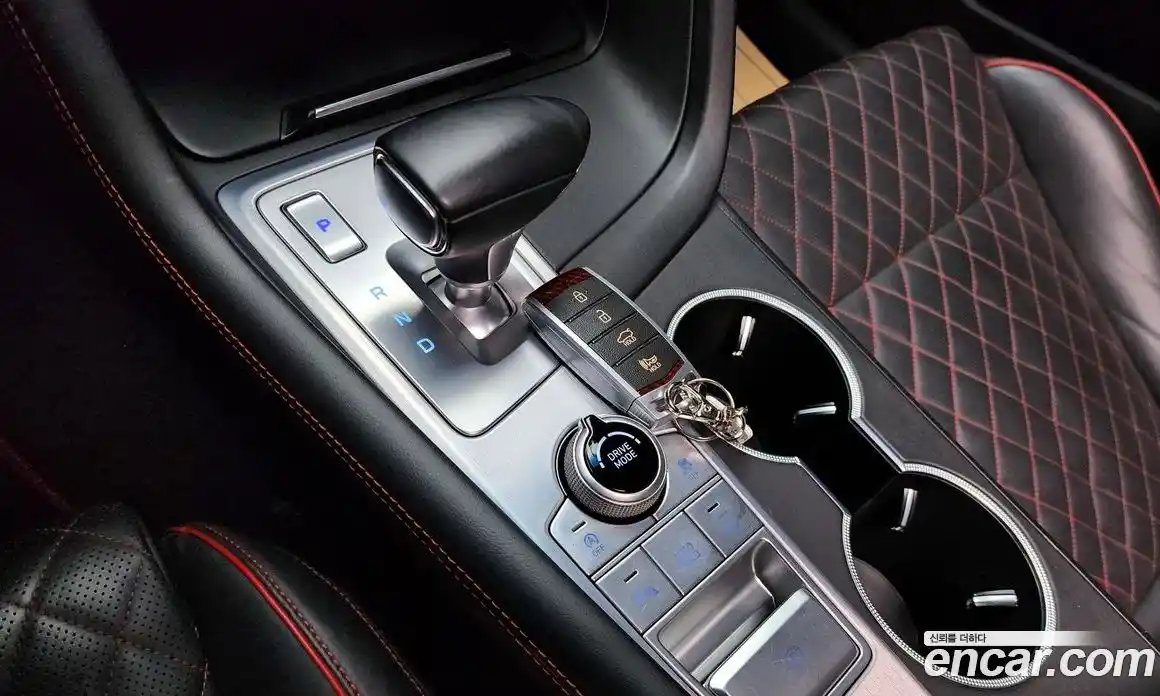 Genesis G70 2018 2.0 автомат (гидро), фото 9