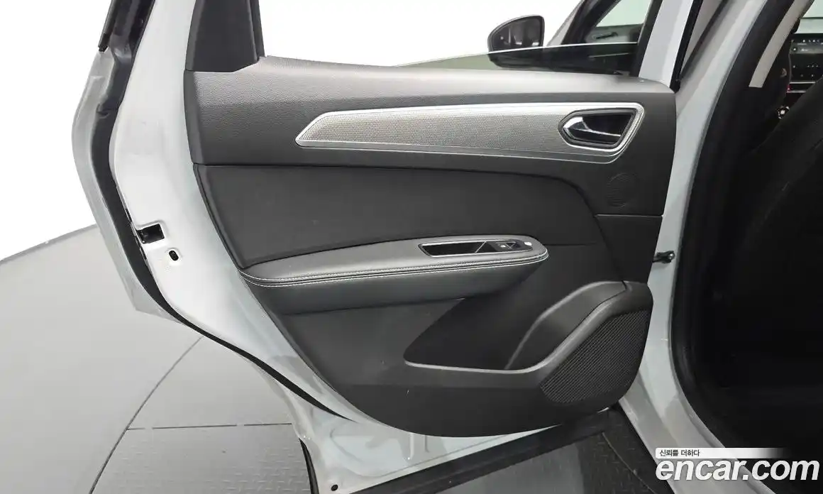 Renault XM3 2023 1.6 гидро, фото 14