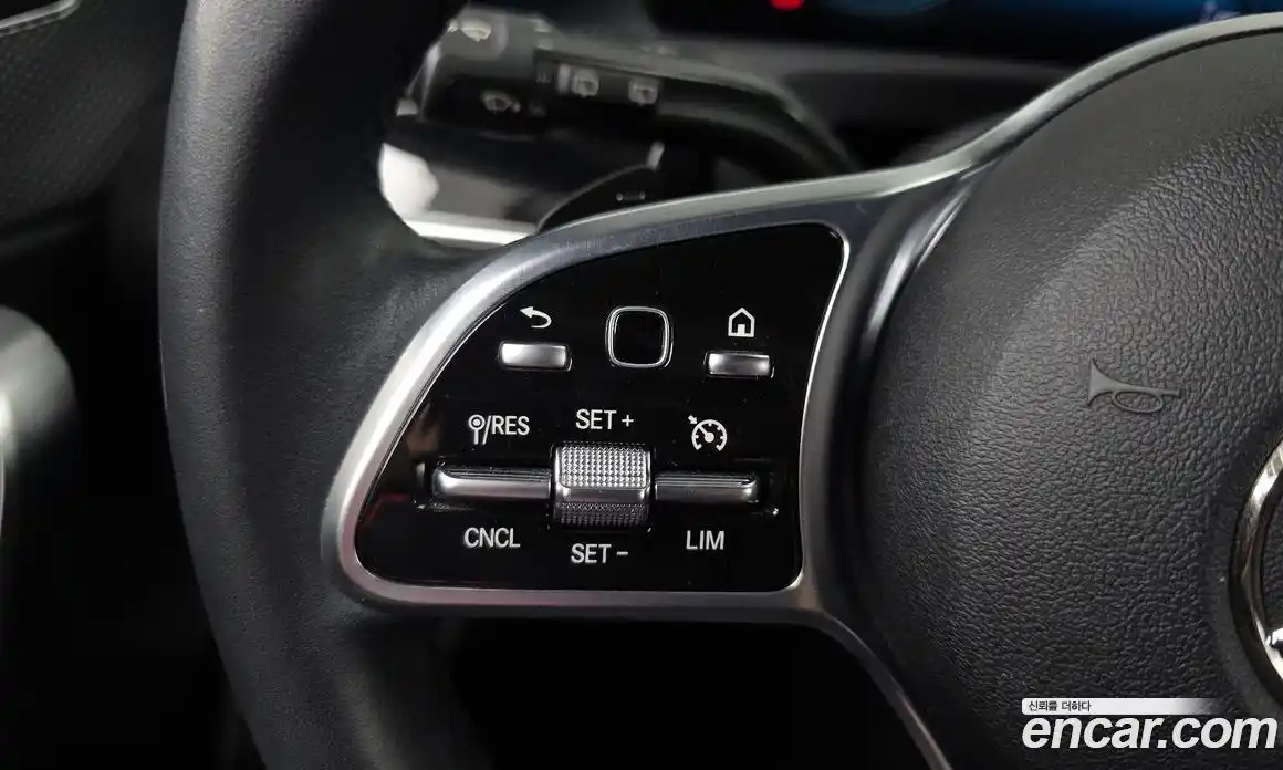 Mercedes-Benz A-Class 2021 2.0 гидро, фото 30