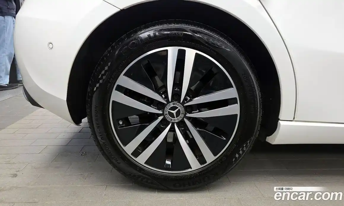 Mercedes-Benz A-Class 2021 2.0 гидро, фото 5