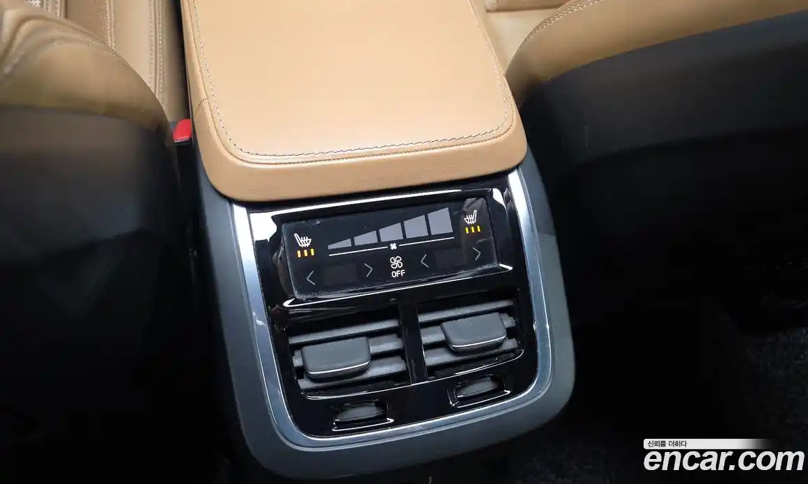 Volvo XC90 2017 2.0 автомат (гидро), фото 19