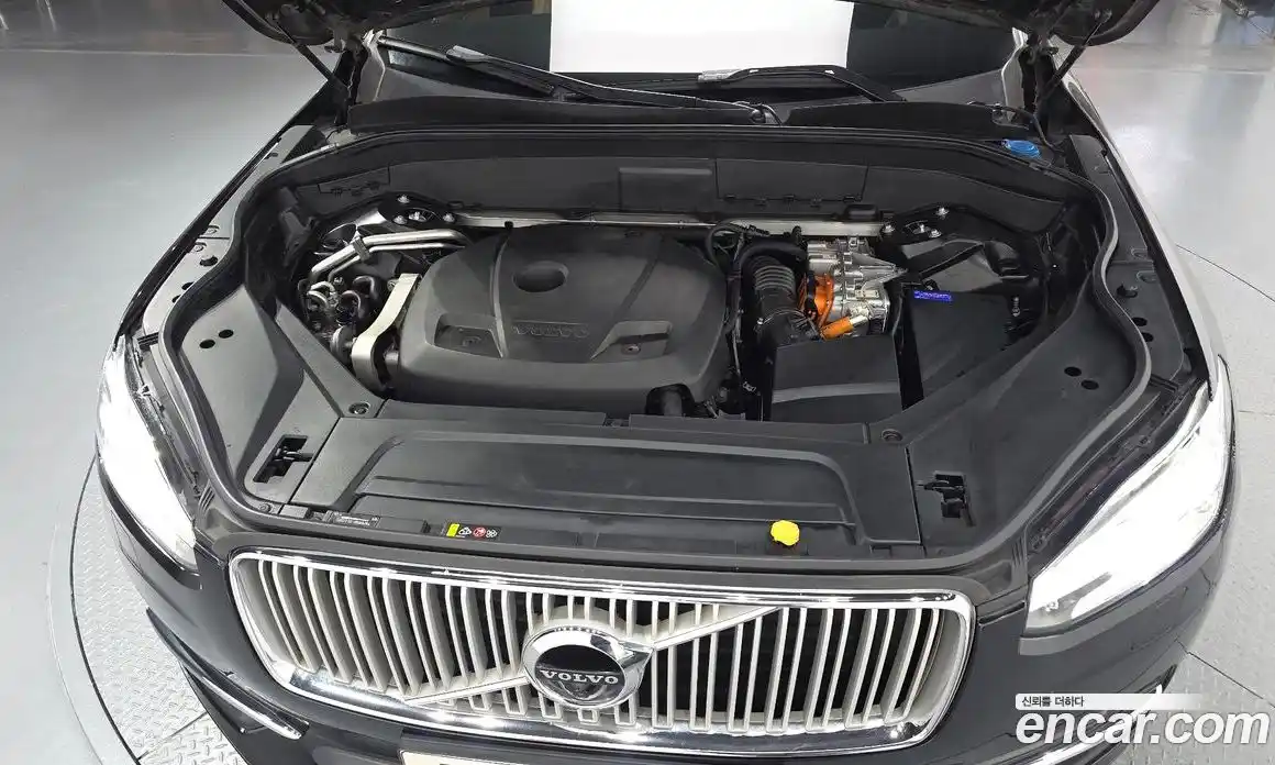 Volvo XC90 2017 2.0 автомат (гидро), фото 6