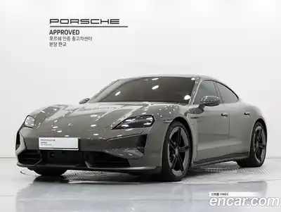 Porsche Taycan, 2025, 700 км