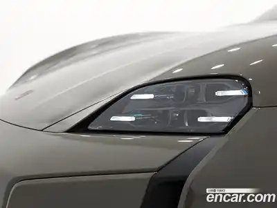 Porsche Taycan 2025 0.1 автомат (гидро), миниатюра 11