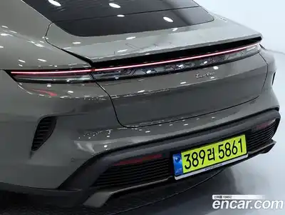Porsche Taycan 2025 0.1 автомат (гидро), миниатюра 12