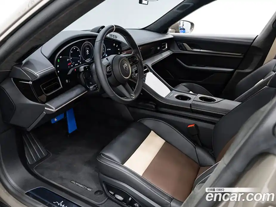 Porsche Taycan 2025 0.1 автомат (гидро), фото 20