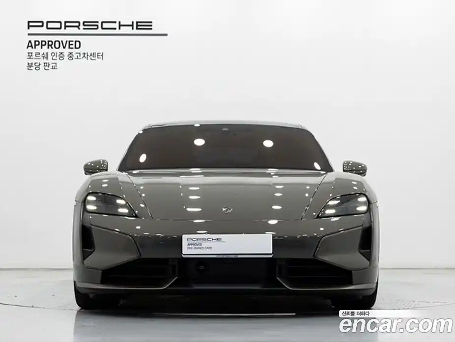 Porsche Taycan 2025 0.1 автомат (гидро), фото 3