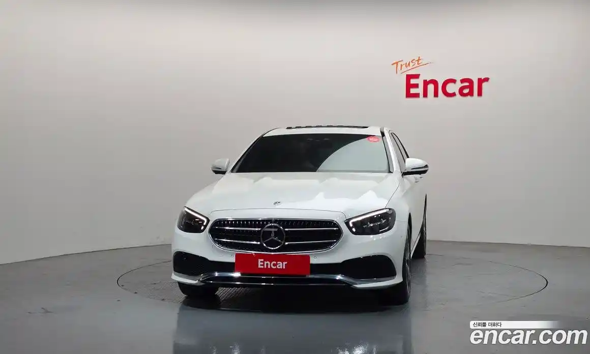 Mercedes-Benz E-Class 2021 2.0 автомат (гидро), фото 3