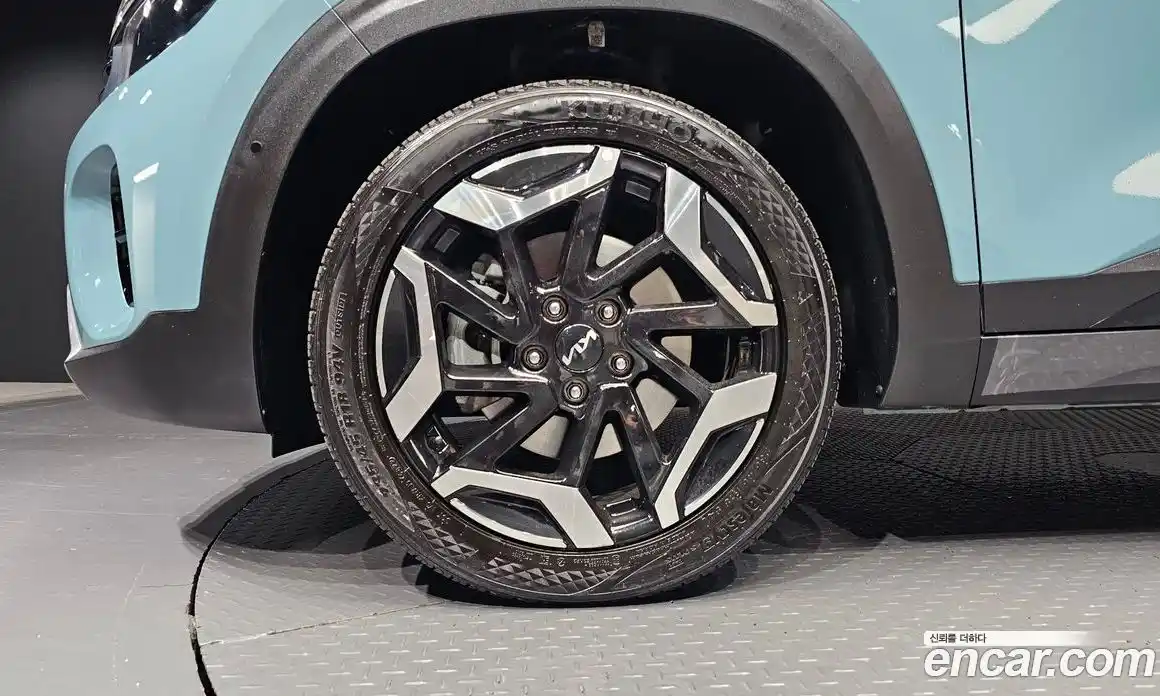 Kia Seltos 2023 1.6 гидро, фото 5