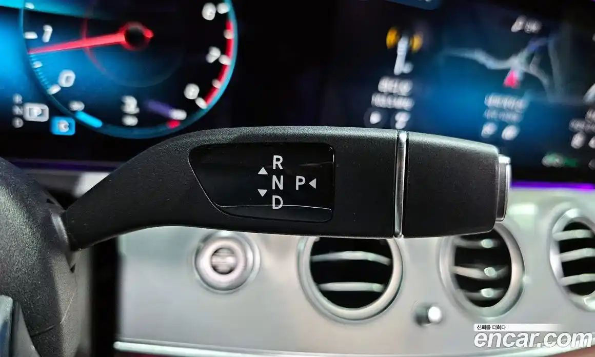 Mercedes-Benz E-Class 2021 2.0 гидро, фото 9