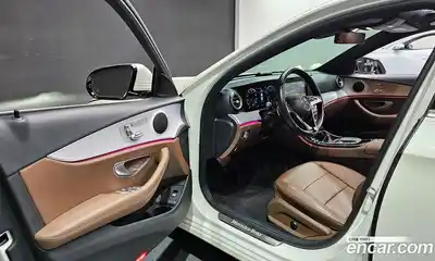 Mercedes-Benz E-Class 2021 2.0 гидро, миниатюра 10
