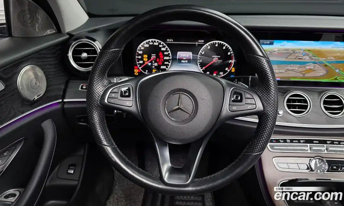 Mercedes-Benz E-Class 2017 2.0 гидро, фото 15