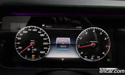 Mercedes-Benz E-Class 2017 2.0 гидро, миниатюра 8