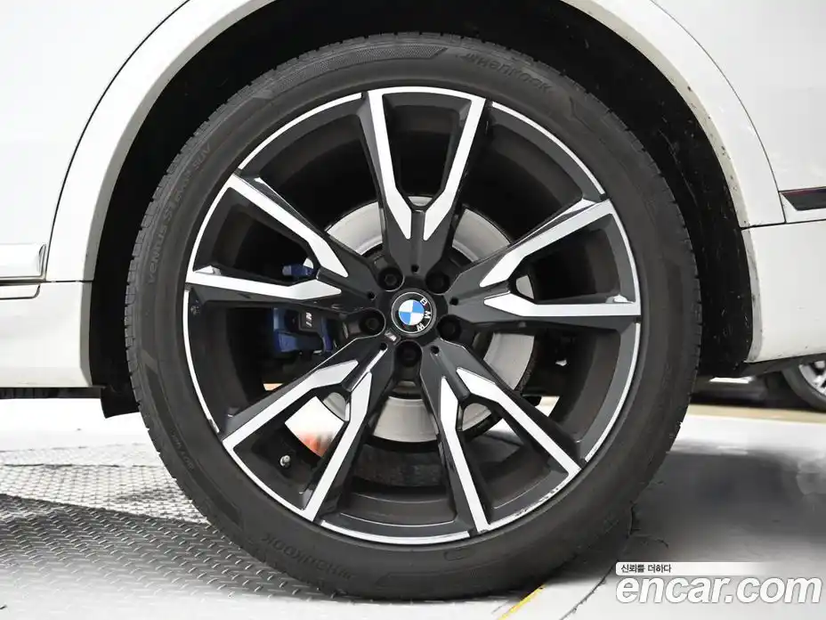 BMW X7 2022 3.0 гидро, фото 5