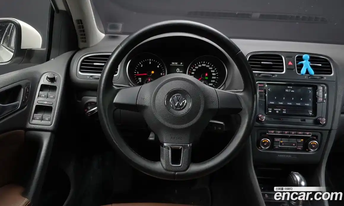 Volkswagen Golf 2012 2.0 автомат (гидро), фото 13