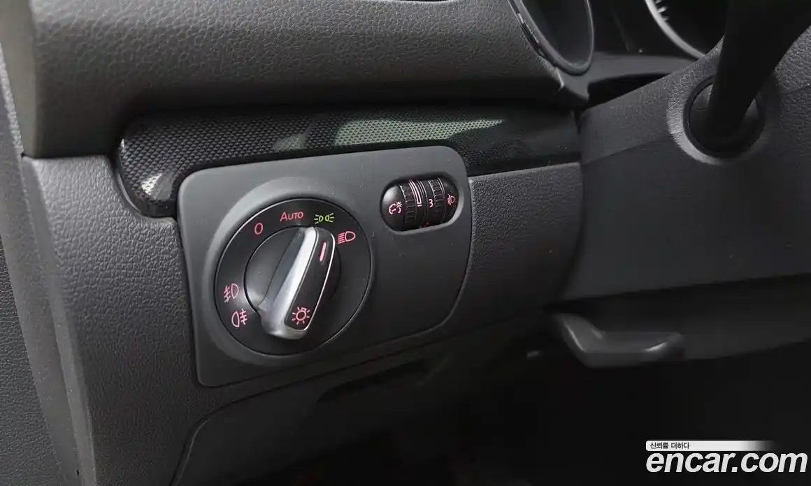 Volkswagen Golf 2012 2.0 автомат (гидро), фото 17