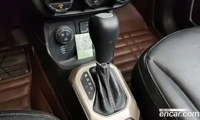Jeep Renegade 2017 2.0 автомат (гидро), миниатюра 12